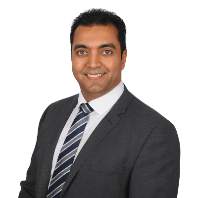 Doctor Mohamed Elalfy  specialized in Ophthalmology
